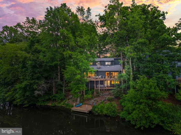 Photo of 2201 Burgee Ct Reston, VA 20191