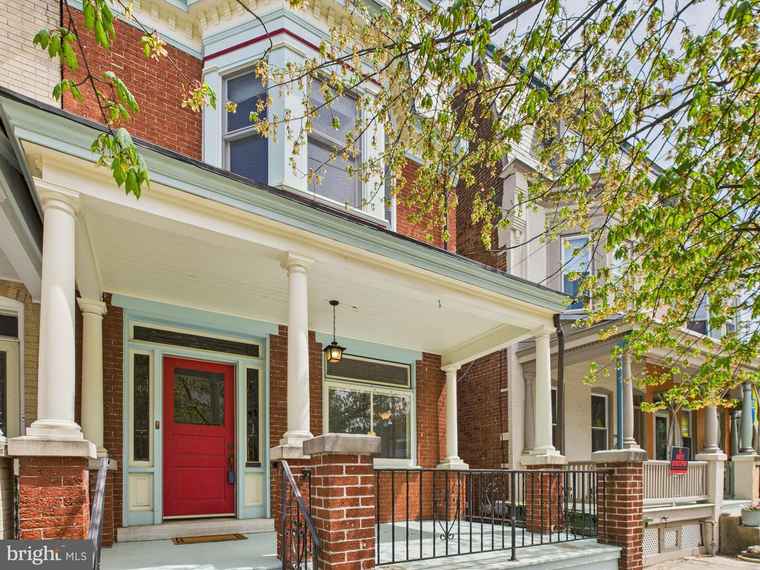 Photo of 227 Elm St Lancaster, PA 17603
