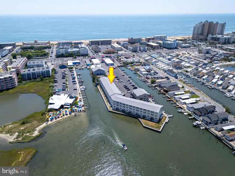 Photo of 120 53rd St Unit H30102 Ocean City, MD 21842