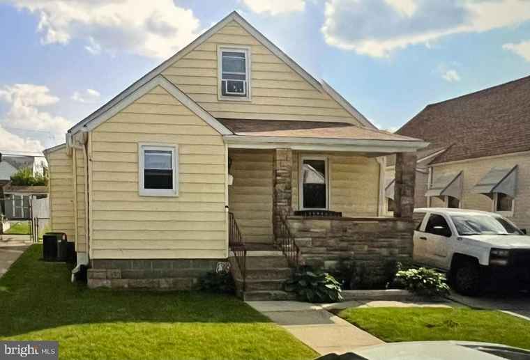 Photo of 2721 Glendale Rd Baltimore, MD 21234