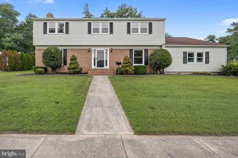 Photo of 87 Lynnhaven Dr Dover, DE 19904