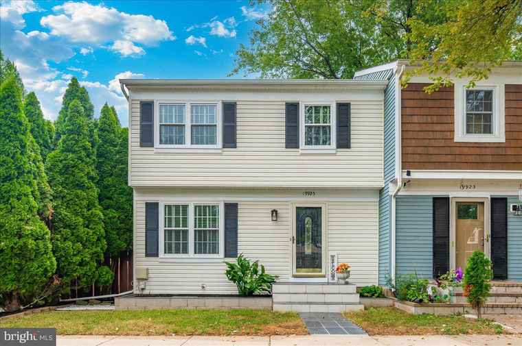 Photo of 19925 Wyman Way Germantown, MD 20874