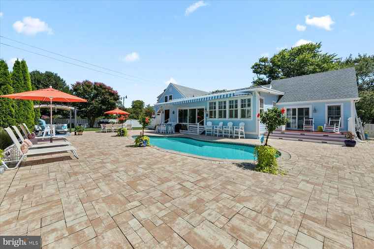 Photo of 301 Parkwood St Bethany Beach, DE 19930
