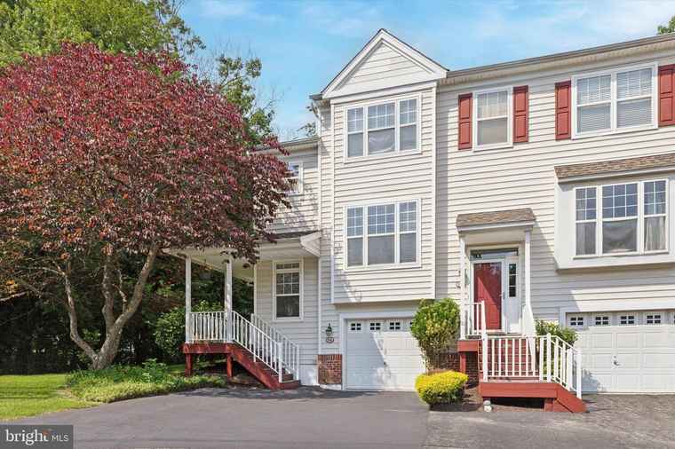 Photo of 116 Forge Ct Malvern, PA 19355