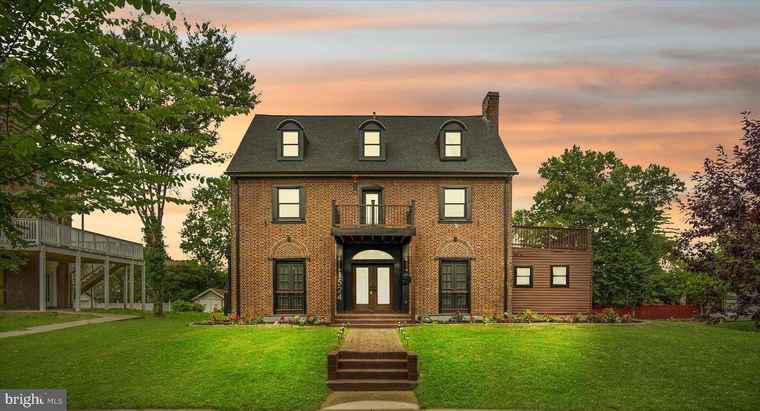 Photo of 1524 E 33rd St Baltimore, MD 21218