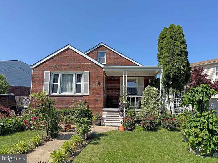 Photo of 24 Lombardy Dr Baltimore, MD 21222