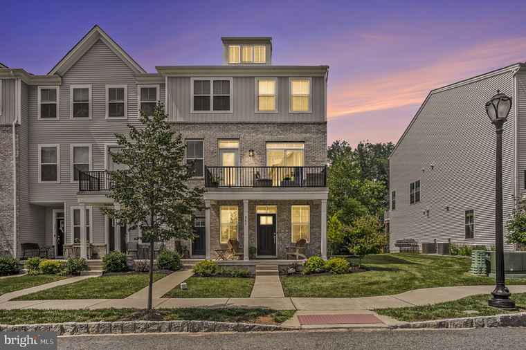 Photo of 361 Foundry St Phoenixville, PA 19460