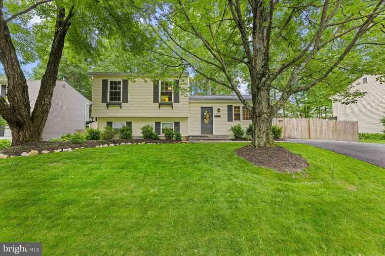 Photo of 9761 Turnbuckle Dr Burke, VA 22015