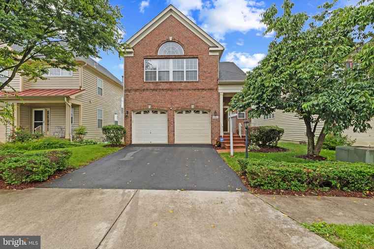 Photo of 43061 Capri Pl Ashburn, VA 20148