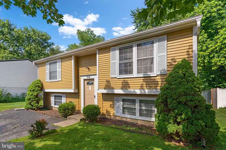 Photo of 502 Logan St Frederick, MD 21701