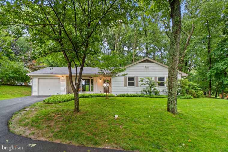 Photo of 643 Meadow Branch Rd Westminster, MD 21158
