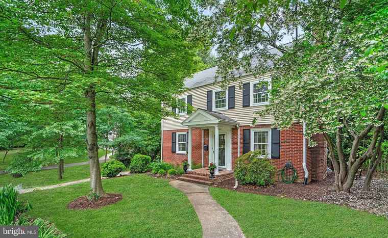 Photo of 1602 Idlewilde Ave Catonsville, MD 21228