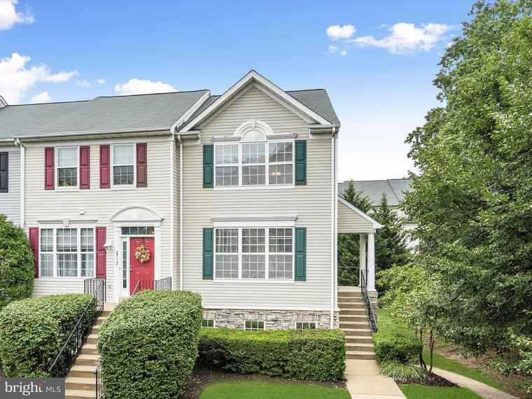 Photo of 2714 Cherrywood Ct Odenton, MD 21113