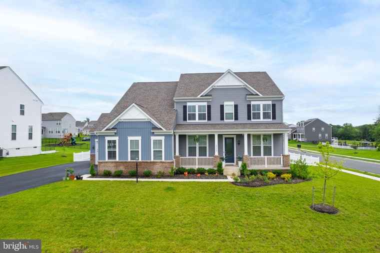 Photo of 15617 Althea Ln Gainesville, VA 20155