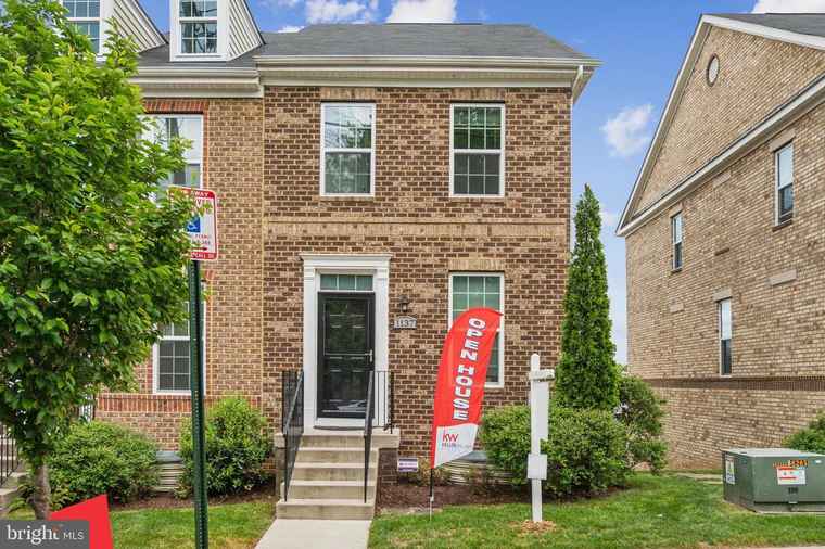 Photo of 1137 Trenton Pl SE Washington, DC 20032