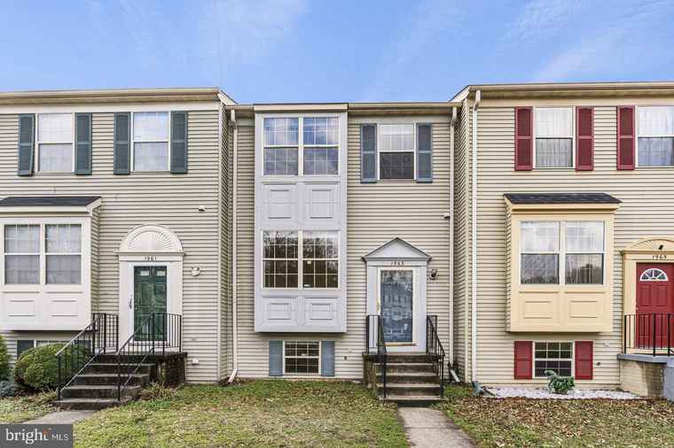 Photo of 1963 Winslow Ct Woodbridge, VA 22191