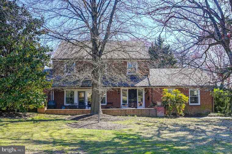 Photo of 106 Homeland Ave Baltimore, MD 21212