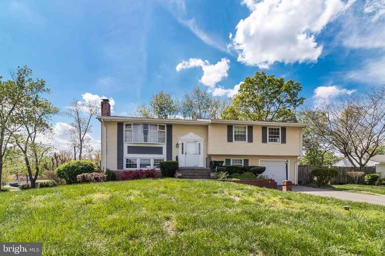 Photo of 4634 Harwich Dr Waldorf, MD 20601