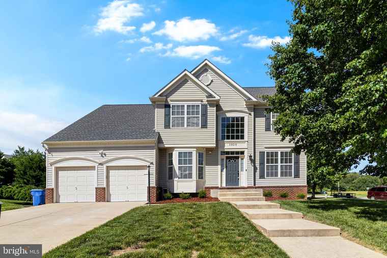Photo of 1020 Chaff Way La Plata, MD 20646
