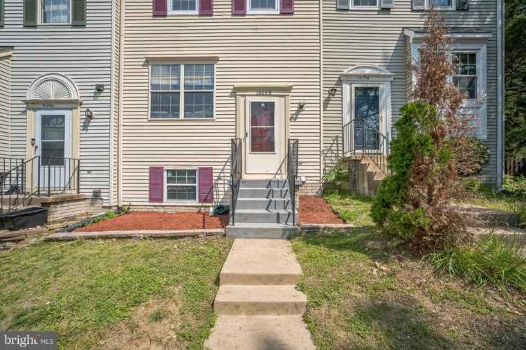 Photo of 15198 Wentwood Ln Woodbridge, VA 22191