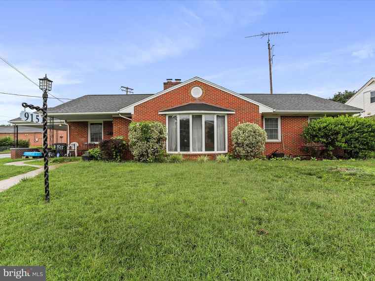 Photo of 915 Florida Ave Martinsburg, WV 25401
