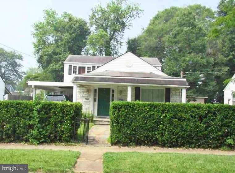 Photo of 5608 31st Ave Hyattsville, MD 20782