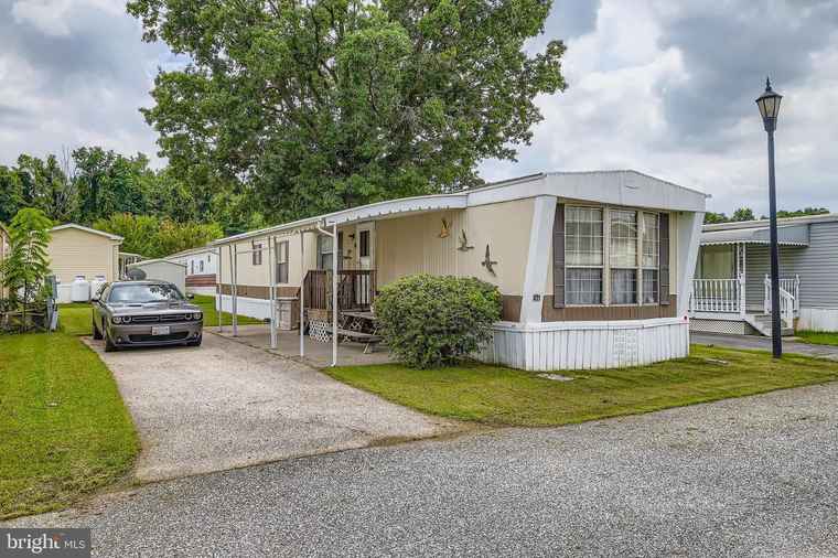Photo of 211 Robwood Rd Dundalk, MD 21222