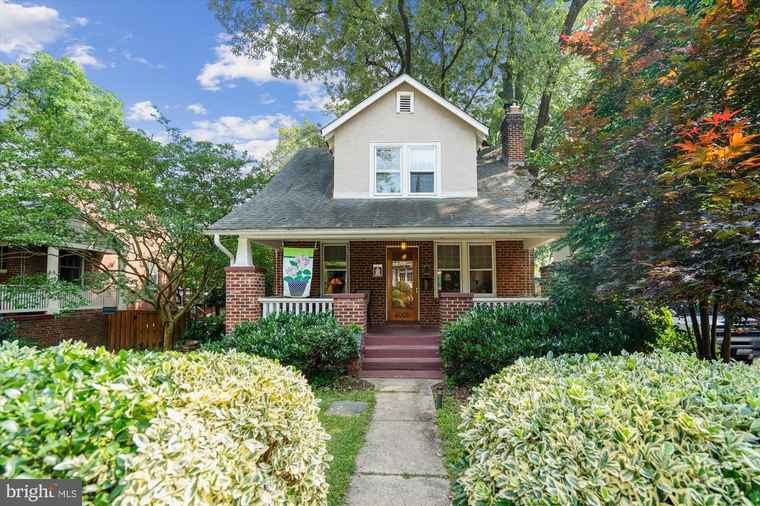 Photo of 4009 Oglethorpe St Hyattsville, MD 20782