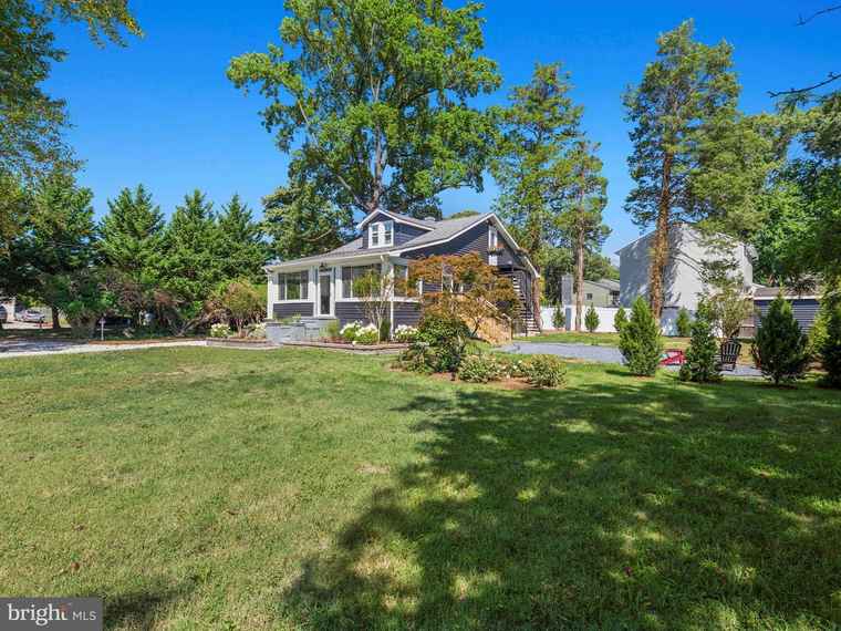 Photo of 28 Cypress Creek Rd Severna Park, MD 21146