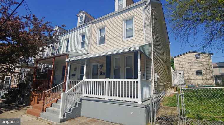 Photo of 518 Dauphin St Lancaster, PA 17602
