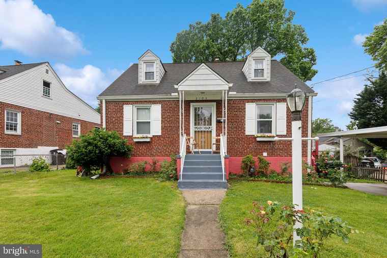 Photo of 3103 Lancer Pl Hyattsville, MD 20782