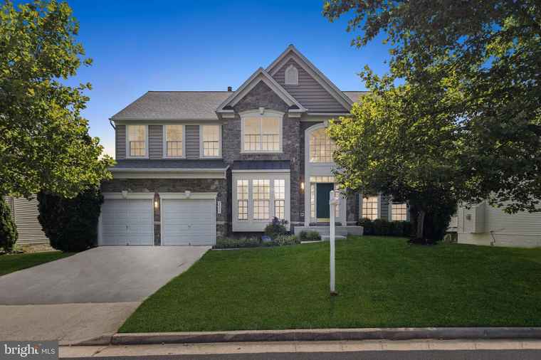 Photo of 44217 Navajo Dr Ashburn, VA 20147