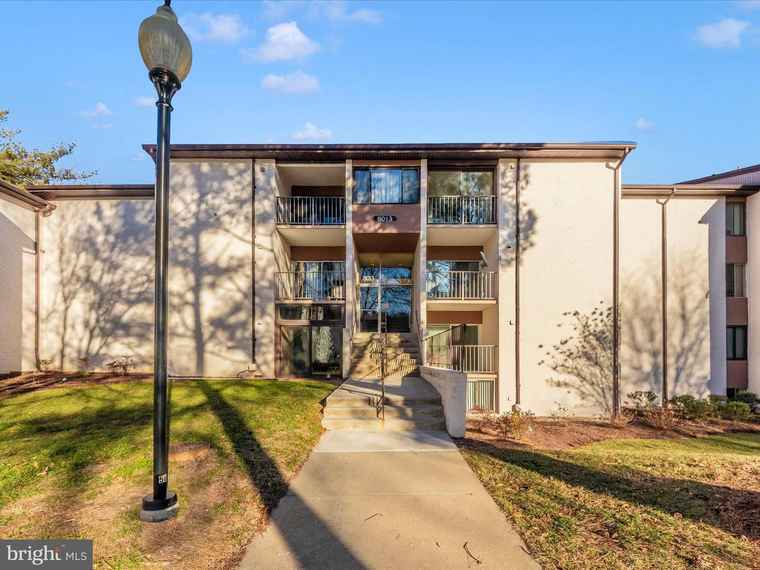 Photo of 8013 Mandan Rd Unit T4 Greenbelt, MD 20770