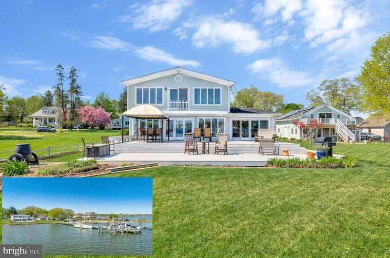Photo of 201 Edgewater Dr Edgewater, MD 21037