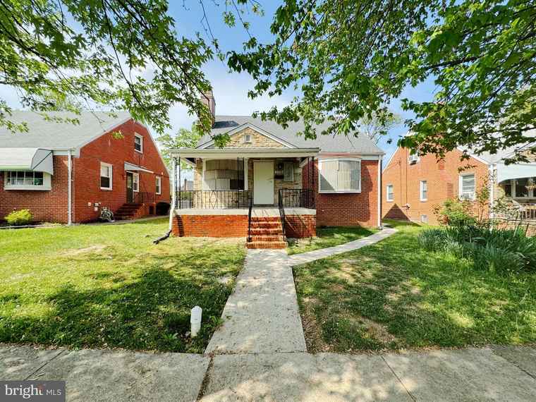 Photo of 3316 Marnat Rd Pikesville, MD 21208