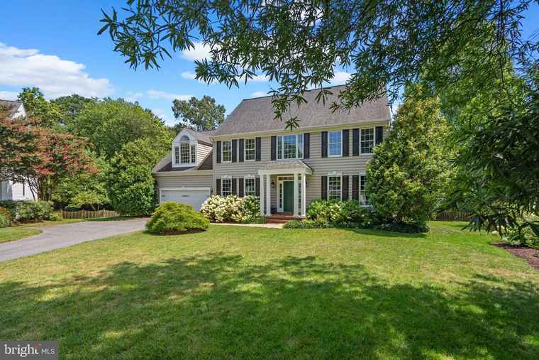 Photo of 7 Fordham Ct Millersville, MD 21108