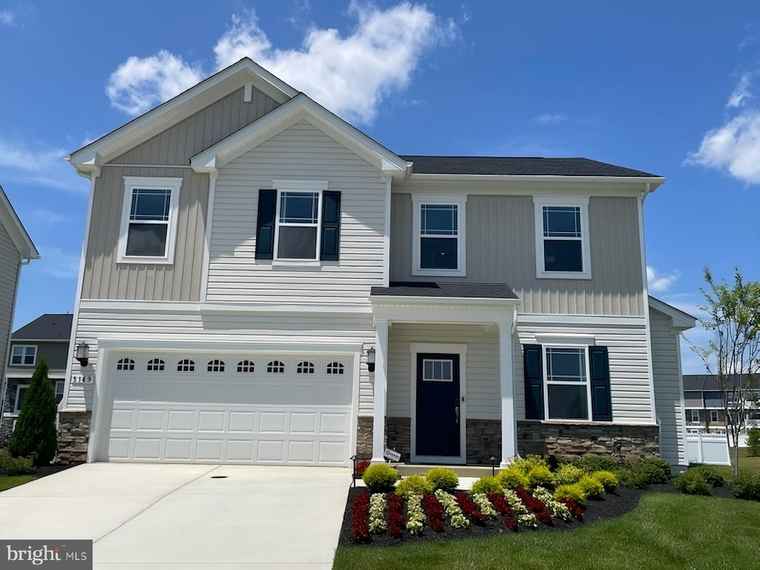 Photo of 10736 Millport St White Plains, MD 20695