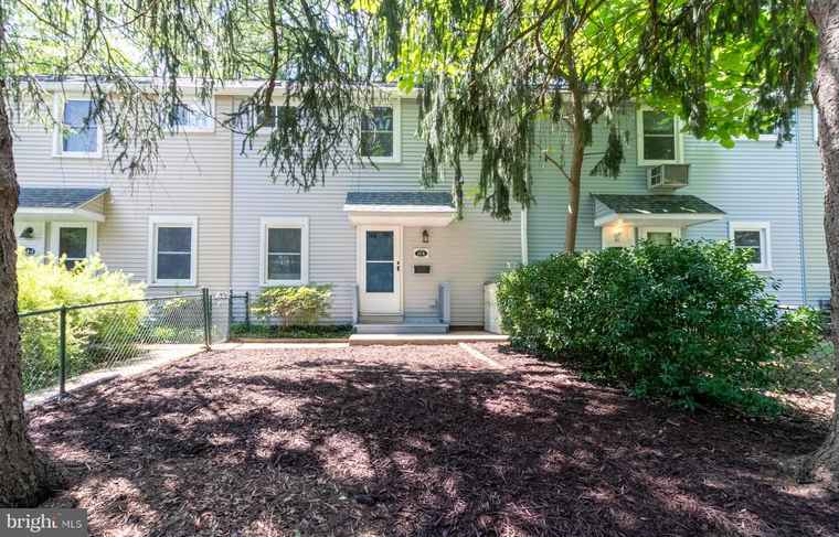 Photo of 14-K Ridge Rd Greenbelt, MD 20770