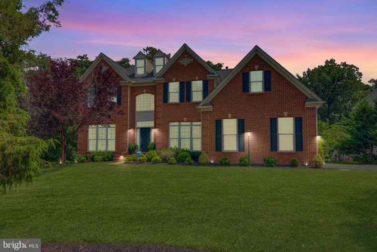 Photo of 42346 Ponderosa Dr Chantilly, VA 20152