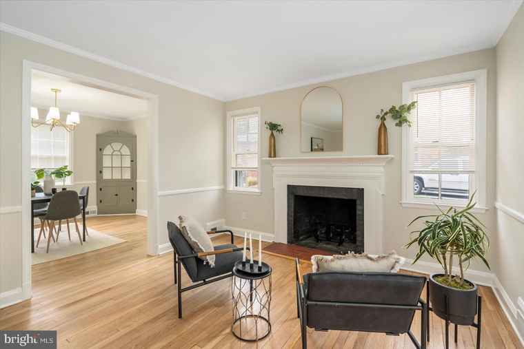 Photo of 517 Worcester Rd Towson, MD 21286