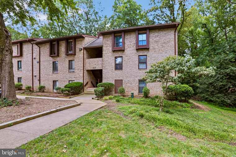 Photo of 2216 Castle Rock Sq Unit 2B Reston, VA 20191