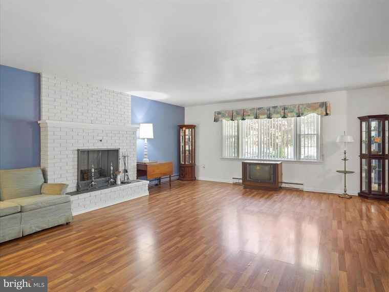 Photo of 833 Armstrong Ave Hagerstown, MD 21740