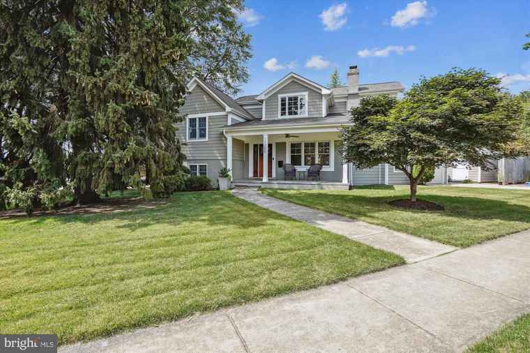 Photo of 11200 Waycross Way Kensington, MD 20895
