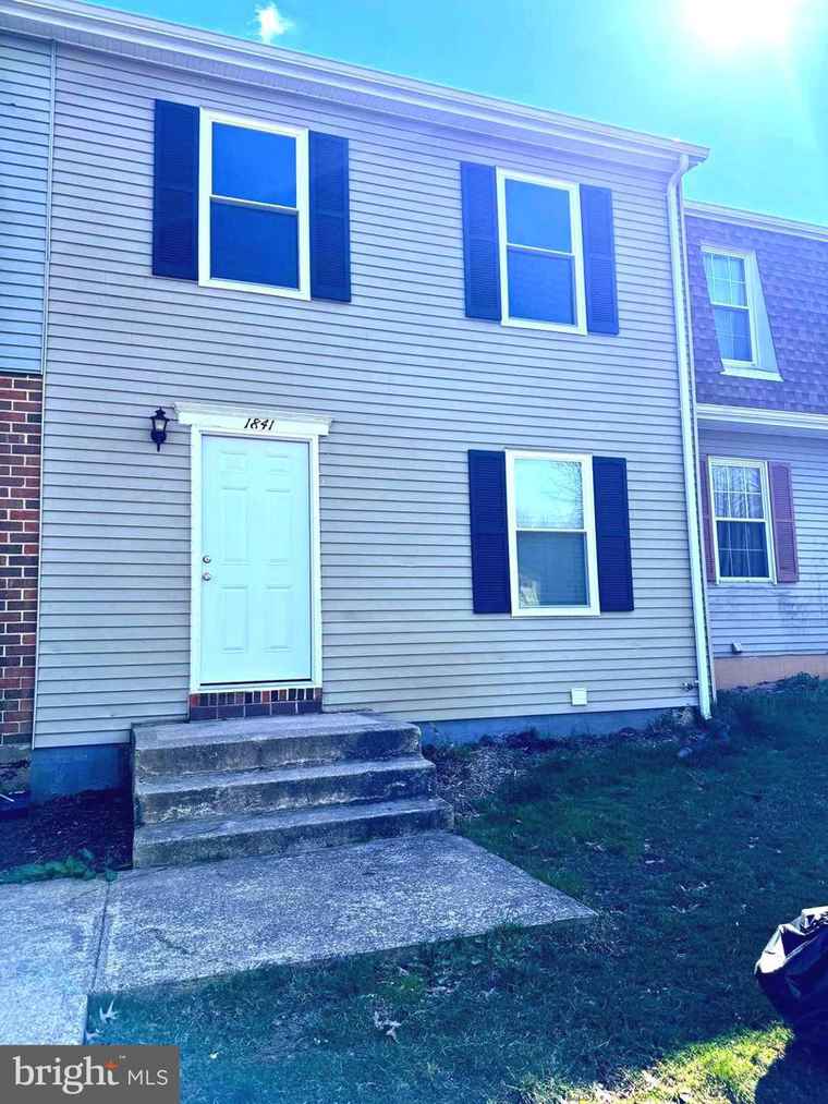 Photo of 1841 Dove Ct Severn, MD 21144