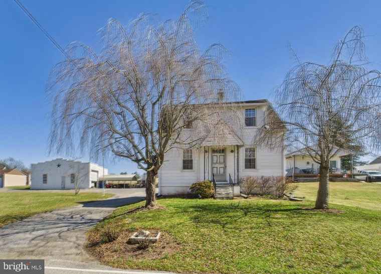 Photo of 2987 Westwind Ln York, PA 17404