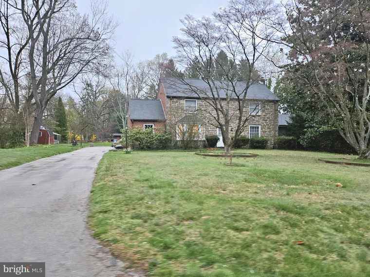 Photo of 211 Mount Alverno Rd Media, PA 19063