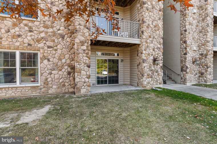 Photo of 3000 Fountainview Cir #116 Newark, DE 19713