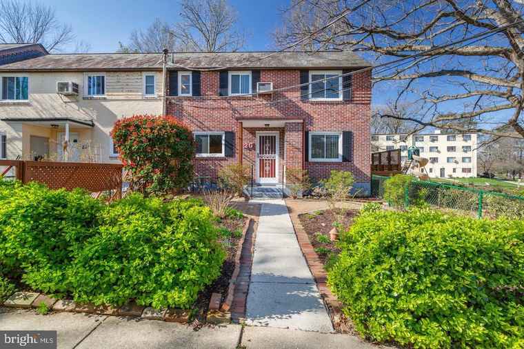 Photo of 2-G Gardenway Greenbelt, MD 20770