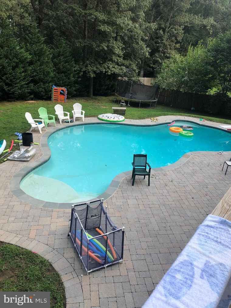 Photo of 153 Drexel Dr Severna Park, MD 21146