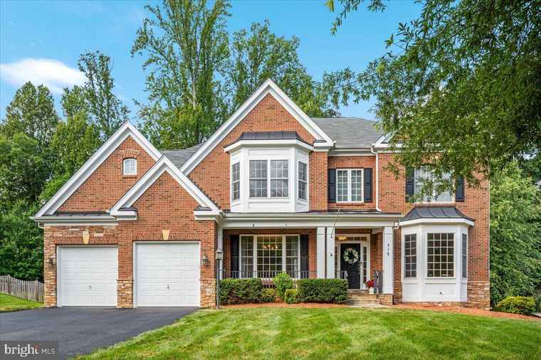 Photo of 519 Cardinal Ln Warrenton, VA 20186